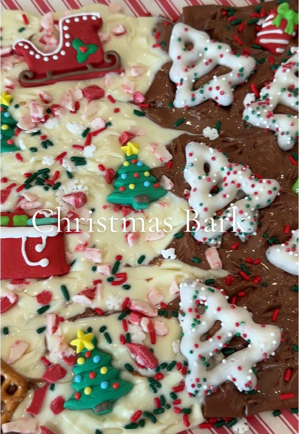 These are so fun and easy to make! Baked chocolate on 170 for 8 minutes, put any kind of toppings then refrigerate for at least an hour. Break into pieces then enjoy! #christmasbark #christmasbaking #christmastiktok #christmastime #christmastimeishere #christmastreats #chocolatebar #asmr @Lindt Chocolate USA