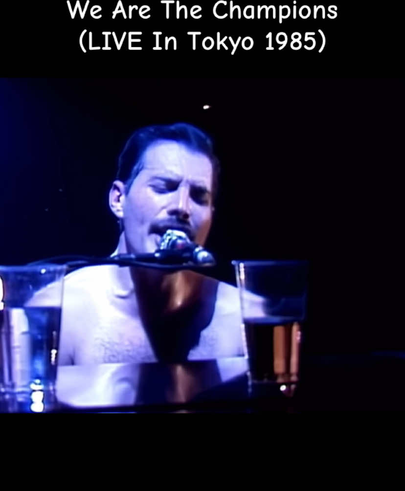 Queen - We Are The Champions (LIVE In Tokyo 1985) #freddiemercury #queen #wearethechampions #tokyo #japan #80s #live #rock 