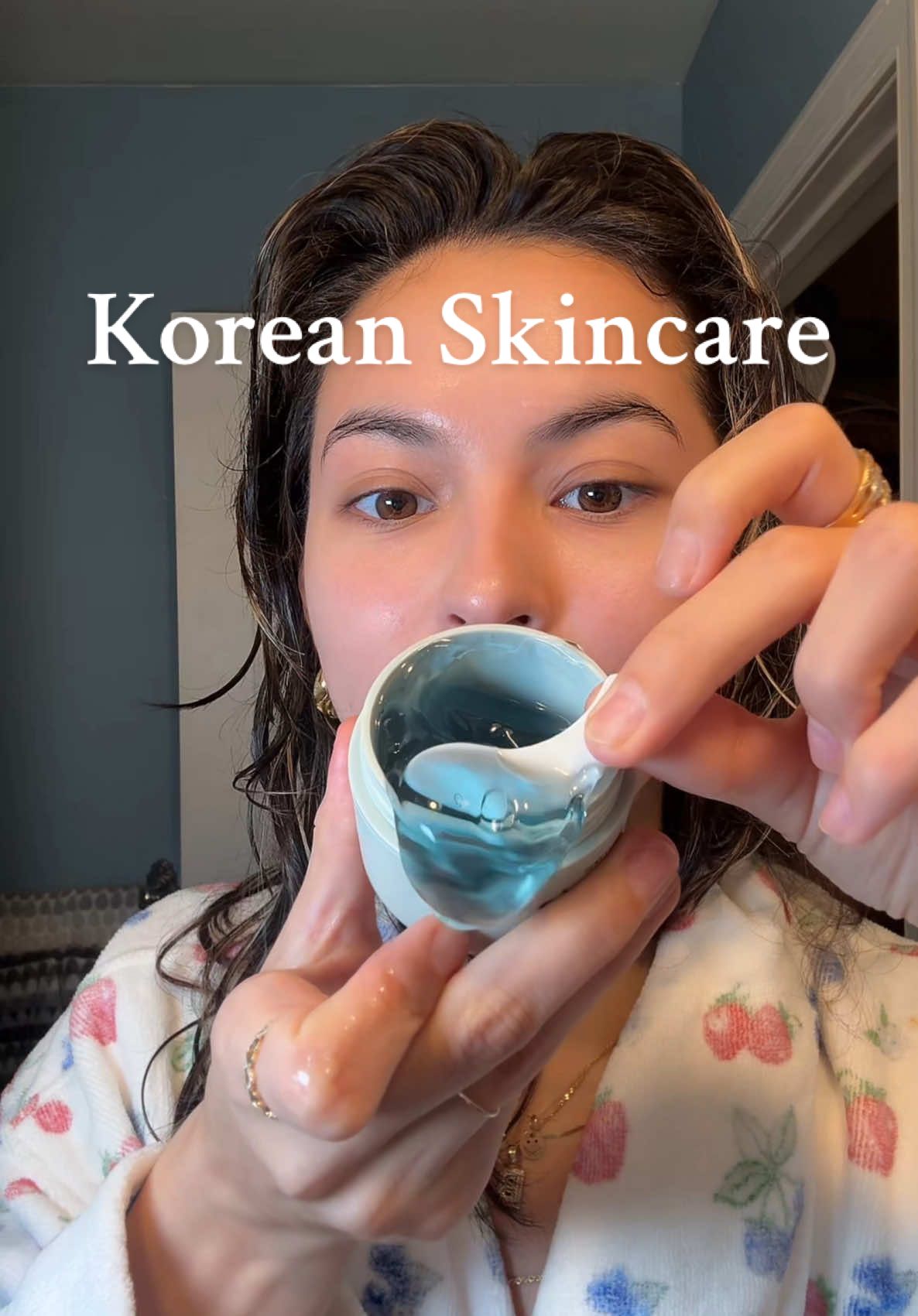 you all know i have been LOVIN trying to get glass skin✨✨🧖‍♀️ been lovin @Arencia holy hyssop serum! what should i try next?? #Arencia #HolyHyssopSerum