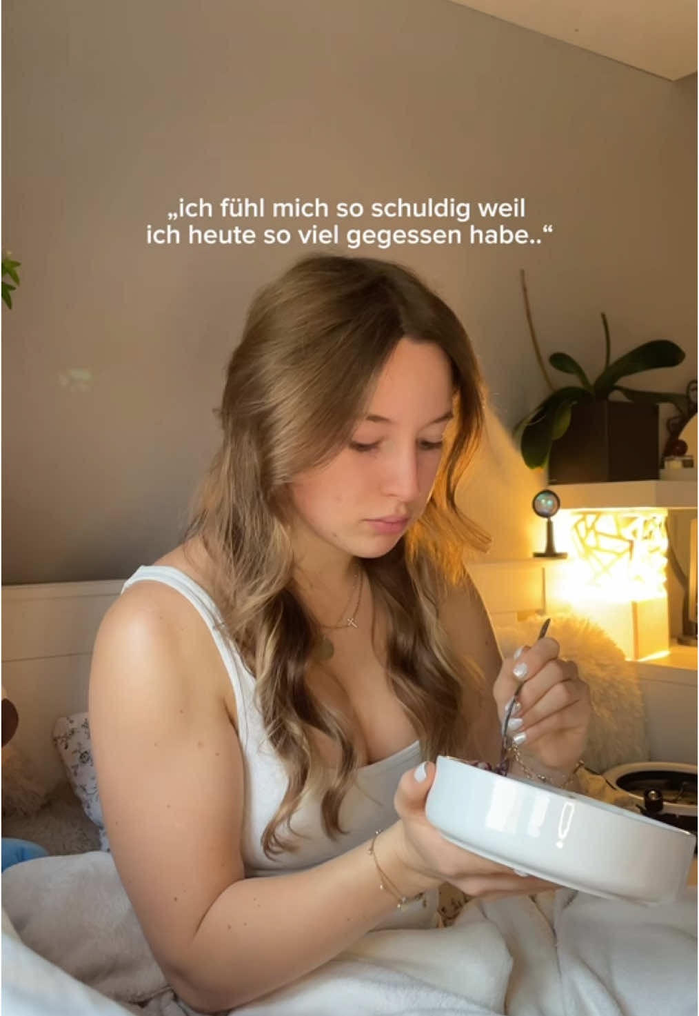 reminder das sich niemand schlecht fühlen sollten nachdem er etwas gegessen hat.. euer körper lebt davon 💌