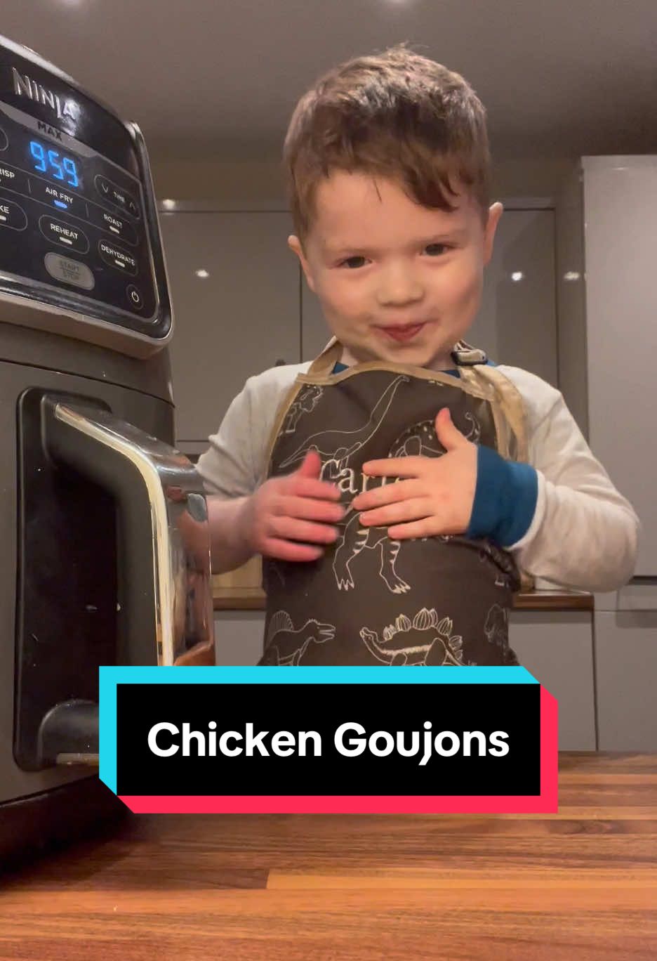 Chicken Goujons! Check out Carters secret blend of herbs and spices! 🍗 @Ninja Kitchen UK @Gordon Ramsay @Jamie Oliver @tillyramsay @KFC_UKI #food #toddler #toddlersoftiktok #cooking #fyp #fyppp #chicken #nuggets #chickennuggets #goujons #CookingHacks #minichef #masterchef #cheflife