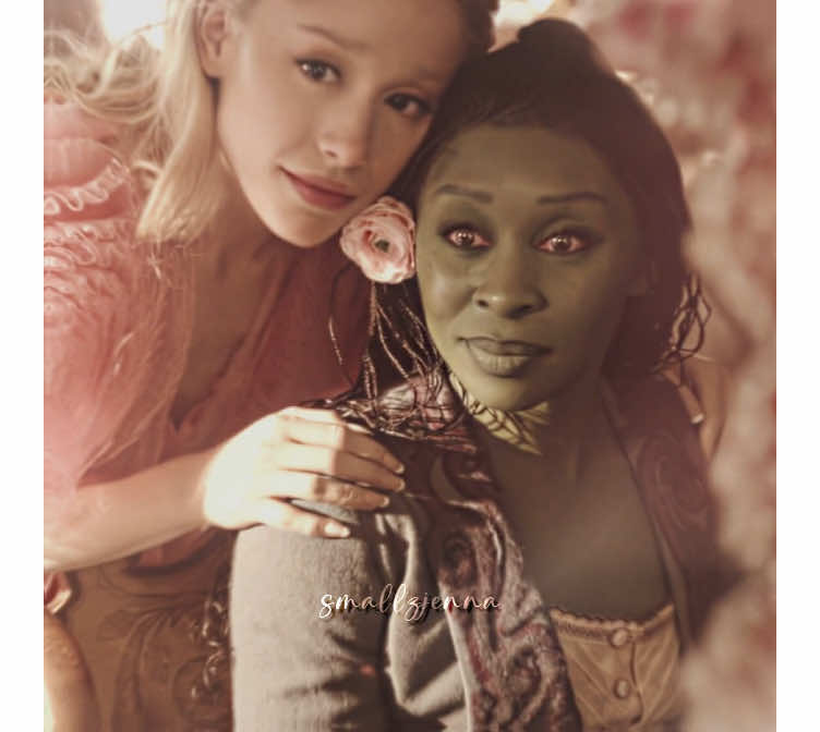 pink goes good with green 🩷💚 #wicked @Wicked Movie #glinda #elphaba #arianagrande #foryou #wickedthemusical #wickedmovie #fyp #ae #videoviral #content #explore 