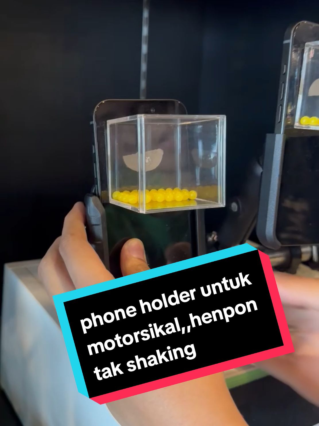 PHONE HOLDER SERAP SHAKING TERBAIK UNTUK MOTOSIKAL STOK TERHADDDDDD.. #phoneholder #motobike #ridermalaysia #grabfood #phoneabsober #matmotor #ridergrabfood 