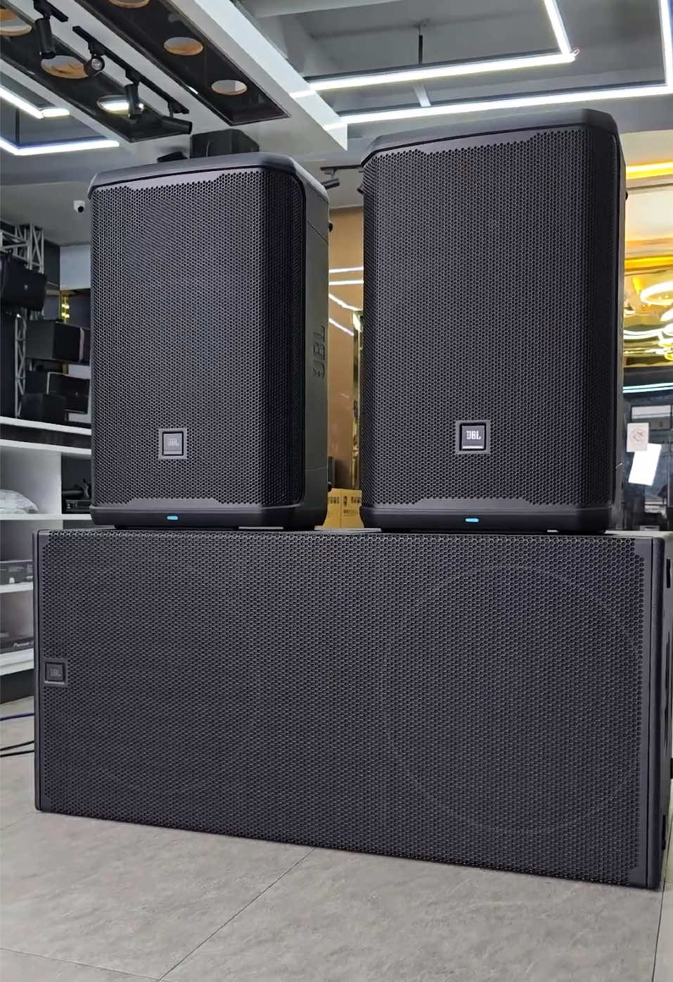 SUPER SETUP! JBL PRX915 with SRX928S Dual 18-inch Woofers, the sound is so cool! | USA 🔊🇺🇸 . . . #soundsystem #audio #jbl #loudspeaker #subwoofer #linearray #professional #bass #speaker #dj #asmr #fypシ #fyp #trending #fy #unitedstates #us #usa🇺🇸 