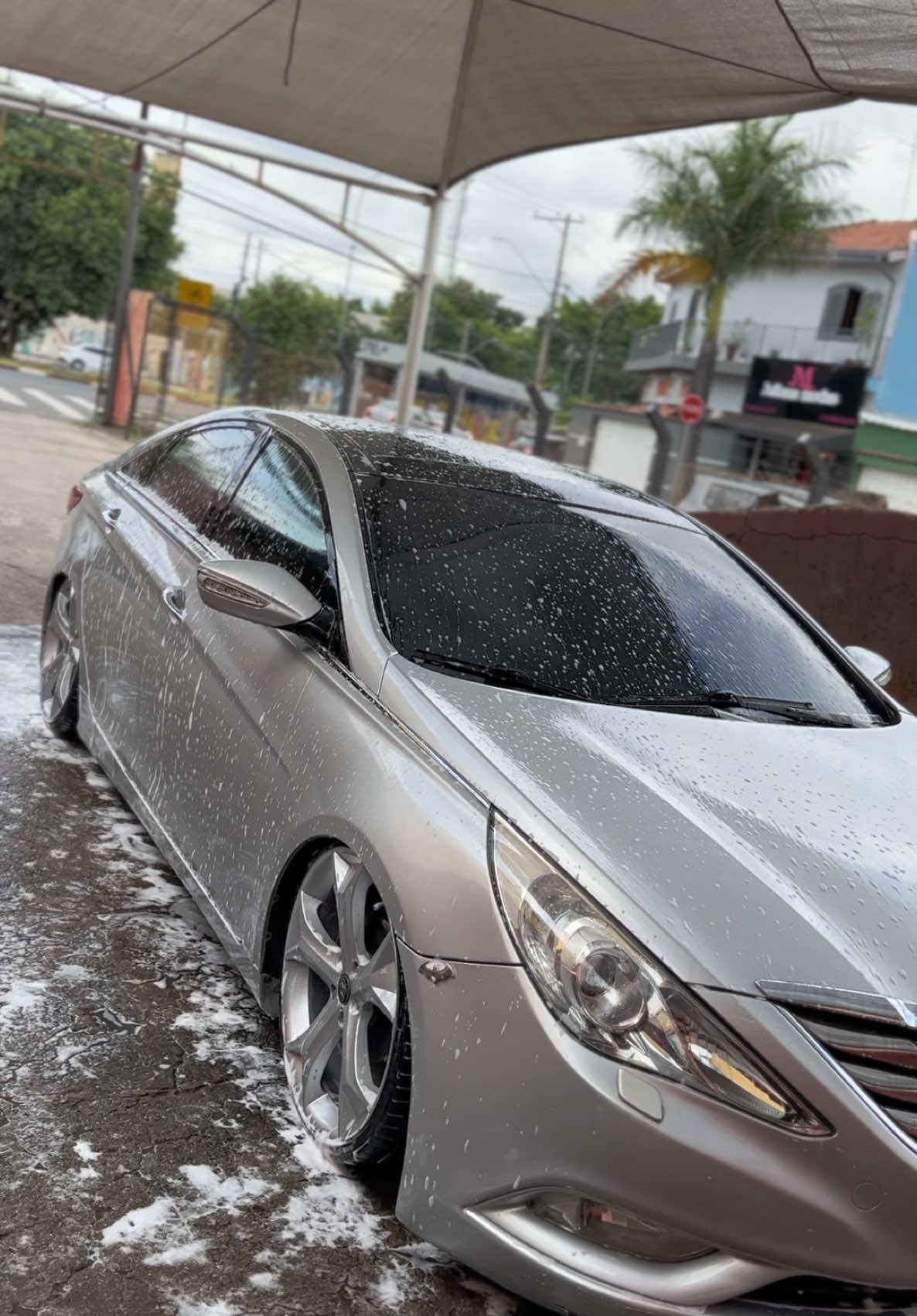 Só esperar a chuva agora 😆 #sonata #hyundai #hyundaisonata #carros #carrobaixonaoecrime #suspensaoaar 