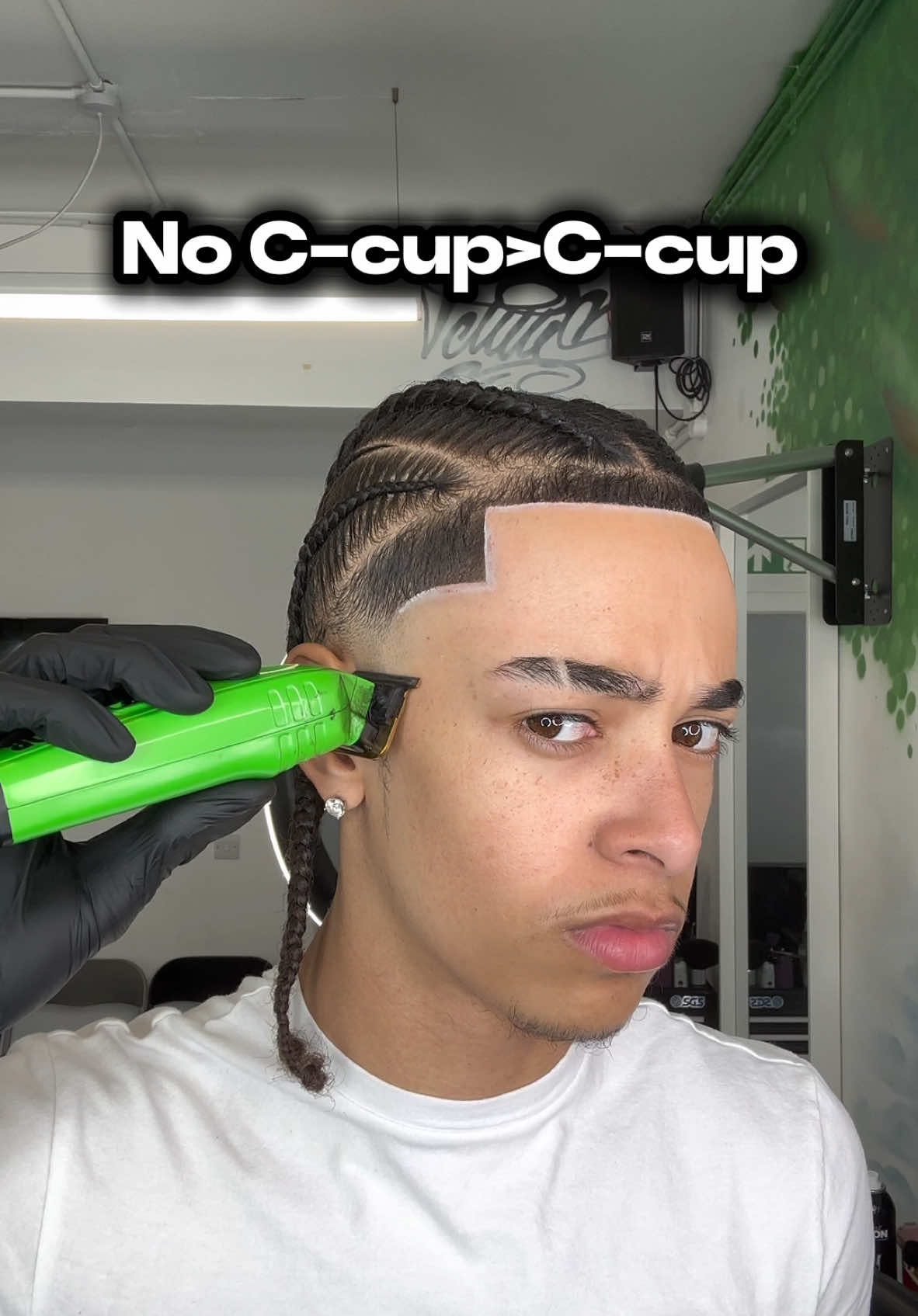 No c-cup>c-cup #hightaper#lowtaper#taper#taperfade 