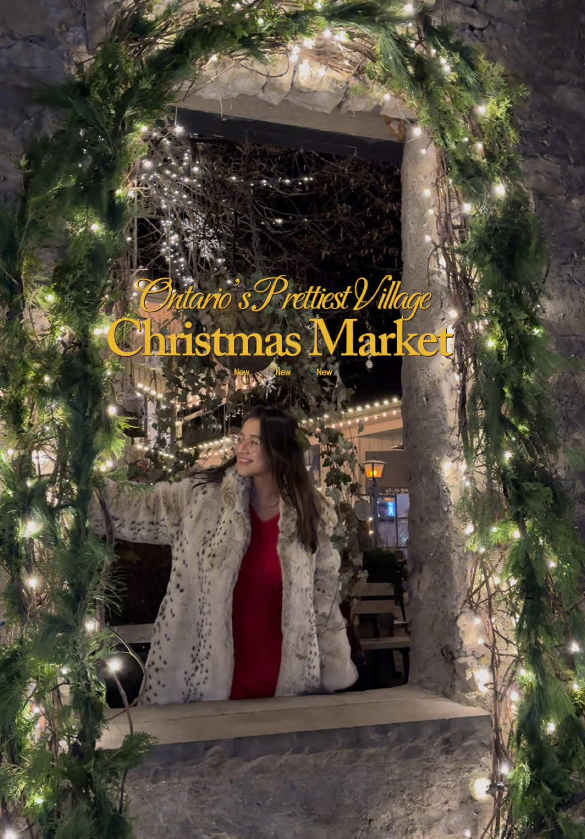 Ontario has a new Christmas market and the whole village seems like a fairytale, Elora in Ontario 🇨🇦 #elora #elorachristmas #elorachristmasmarket #visitelora #christmas #christmasmarketontario #christmascanada #ontariosmalltowns #hallmarkchristmas 