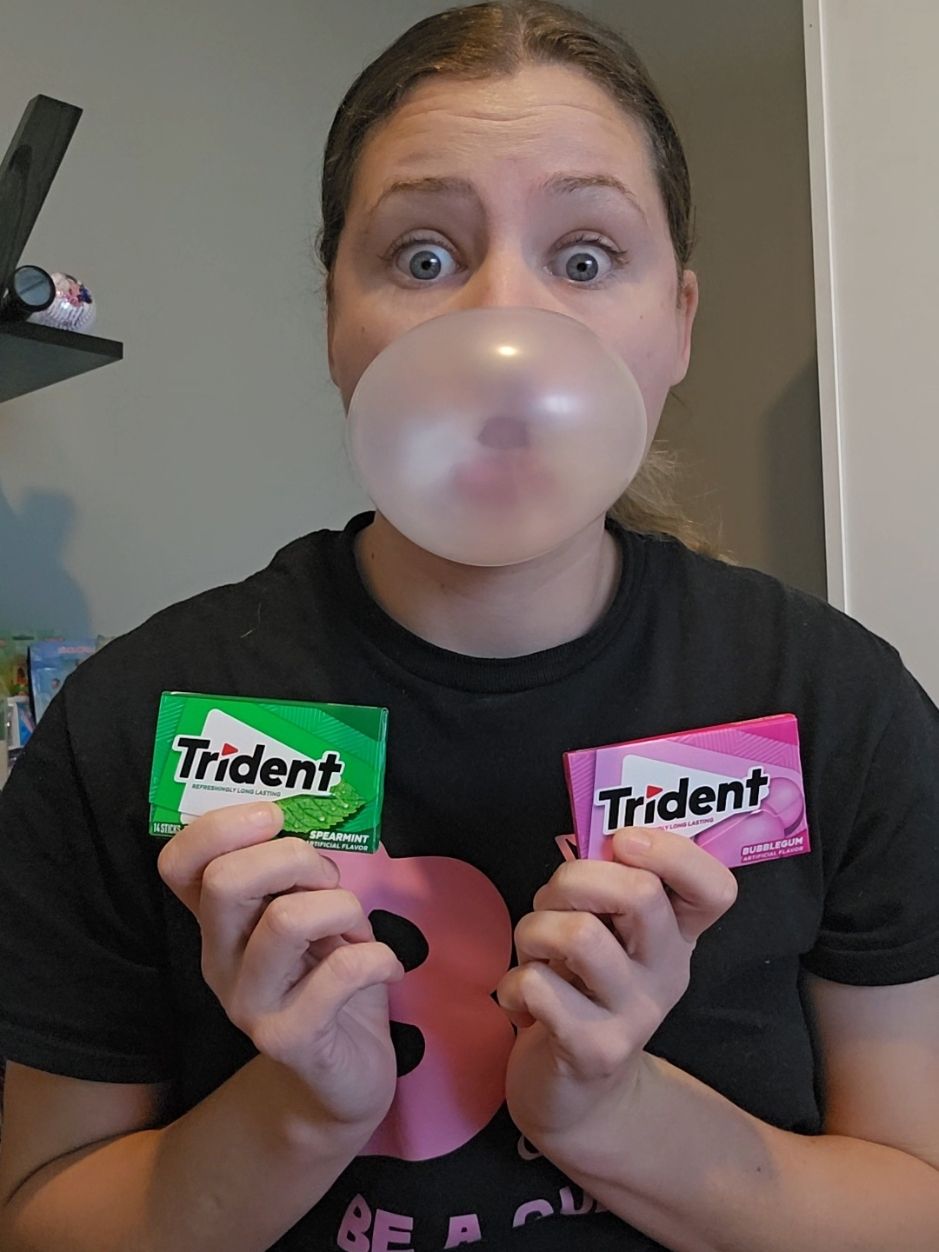 Replying to @saimandaily #chewinggum #bubbles #trident 