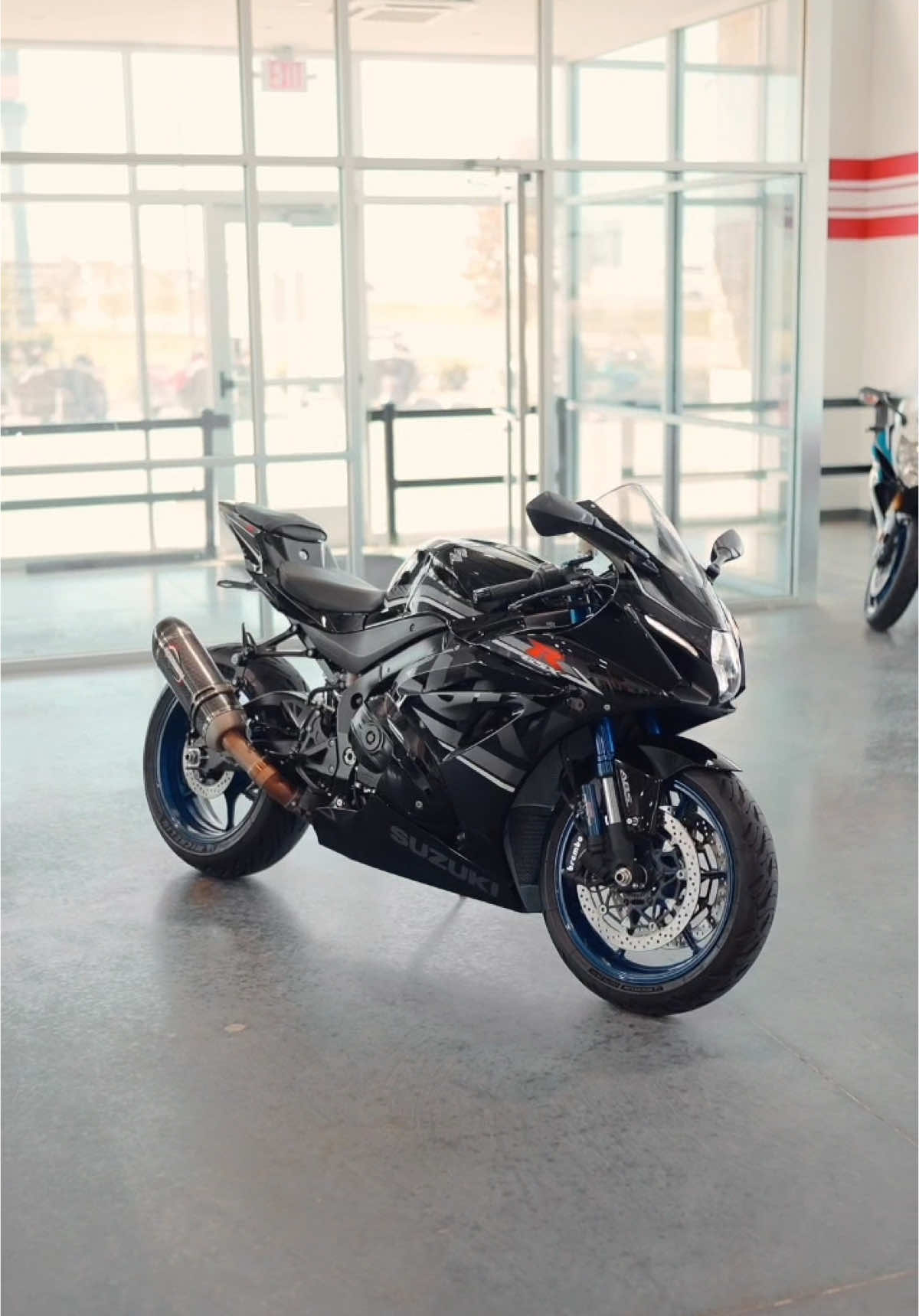 This 2018 Suzuki GSX-R1000R  has less than 5000 miles and in the color way black and blue😍 do you think this is Suzukis best color way? If not what is?    Click the link in bio to view more of our inventory or give us a call to speak with someone on our sales team!  #suzuki #gsxr1000r #bikesofinstagram 