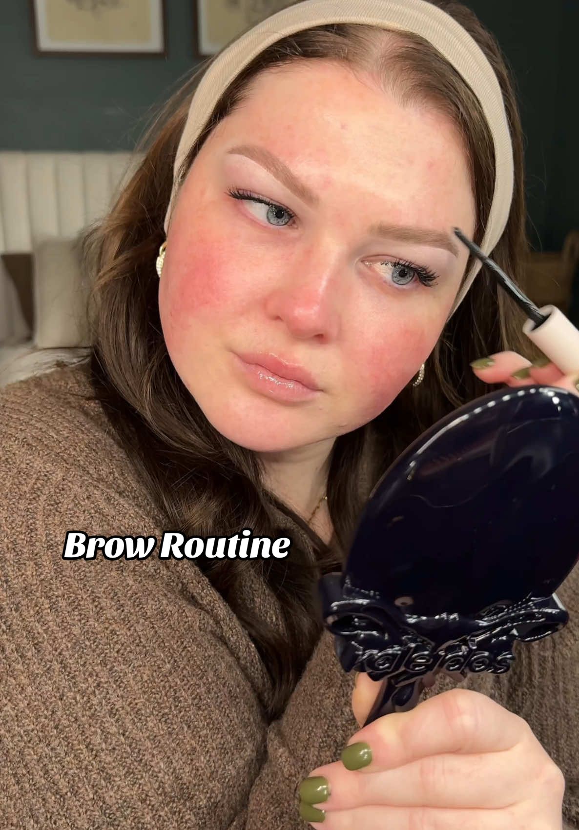 Updated brow routine 😁 I always do them off camera cause this is the most stressful part of my makeup😂  #eyebrow #tutorial #eyebrowtutorial #makeup #eyebrowpencil #fairskinmakeup #paleskin #foundation #fullcoverage #mediumcoverage #dryskin #texturedskin #redness @sephoracanada @wetnwildbeauty @Anastasia Beverly Hills @M·A·C Cosmetics Canada @maccosmetics 