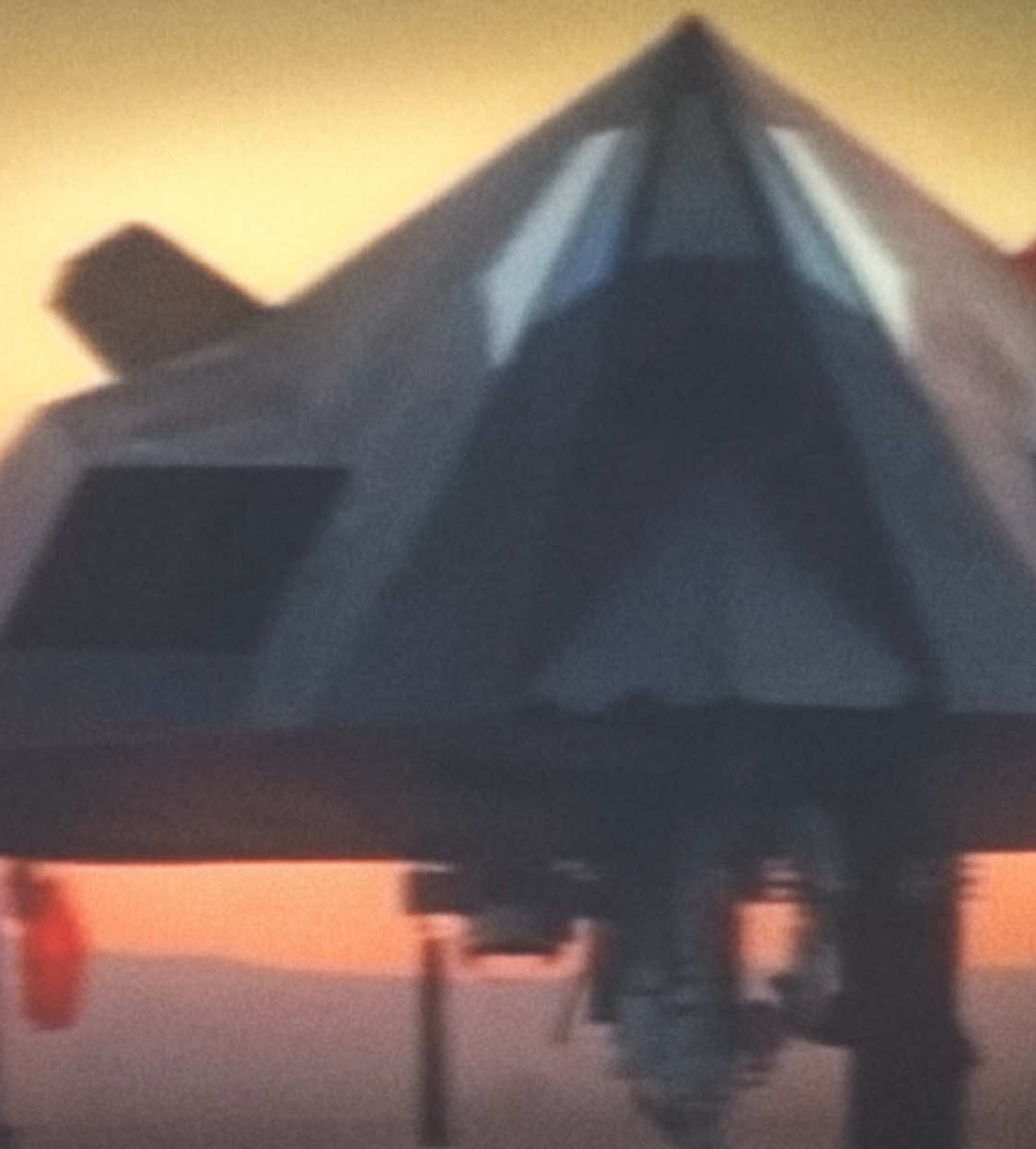 nighthawk #fyp #xyzcba #aviation #military #f117 #america 