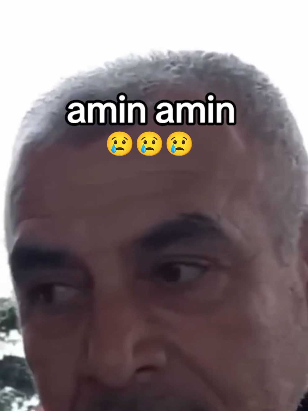 Kim hakmızı yiyəniii.....