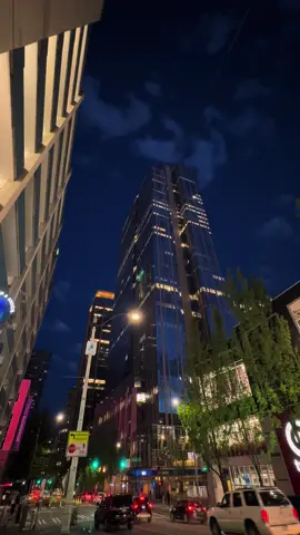 A moment of cosmic insignificance staring up at these clouds through the skyscrapers of downtown Seattle 💫☁️🌎#PNW #Seattle #Downtown #Skyscrapers #Buildings #BlueSky #Clouds #Weather #Forecast #Ominous #CosmicInsignificance #Washington #WA #WestCoast #Nighttime #Nightlife #Beautiful #Scary #wow #sky #nightsky #space #aliens #sim #tiny #small #humans #earth ##CapCut