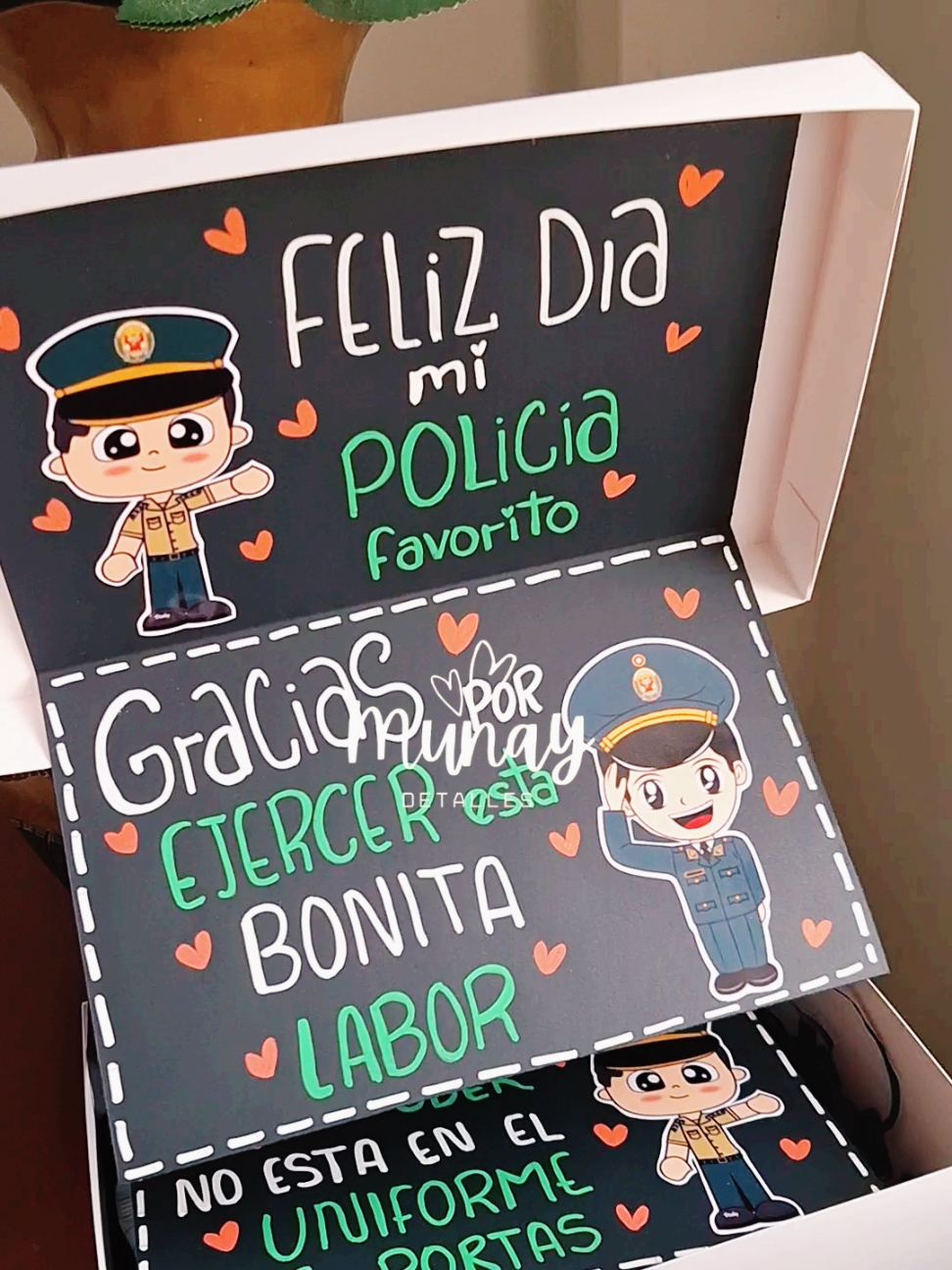 6 DE DICIEMBRE, DÍA DEL POLICÍA 💚 . IG: @munay.detalles . #regalos #diadelpolicia #policia #regalos #6diciembre #policia #regalosparanovio #regalospersonalizados #detallespersonalizados #detalles #peru🇵🇪 