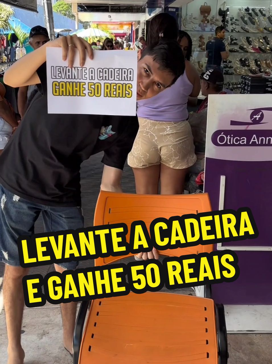 Respondendo a @pbigbr Levante a cadeira e ganhe 50 reais  #mrpobre #mrbeast #pobre #brincadeiras 