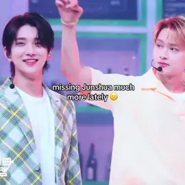 My therapist 😥 #seventeen #svt #jun #joshua #junshua #foryou #kpop #carat 