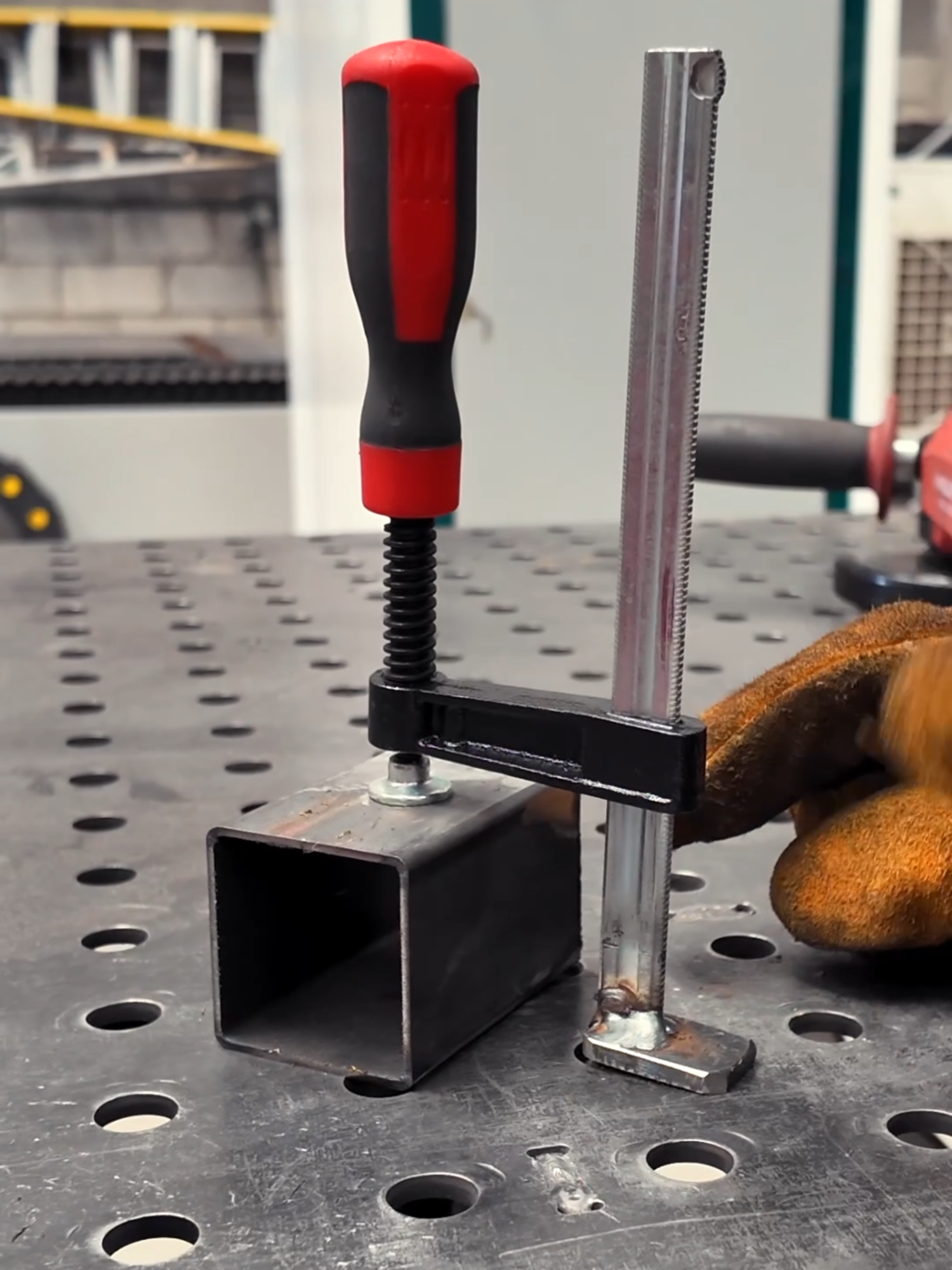 🗜️Prensas/Sargentos BARATOS y fáciles para Mesas de soldar #Accuweld 👌 #DIY #Fabricación #Bricotools