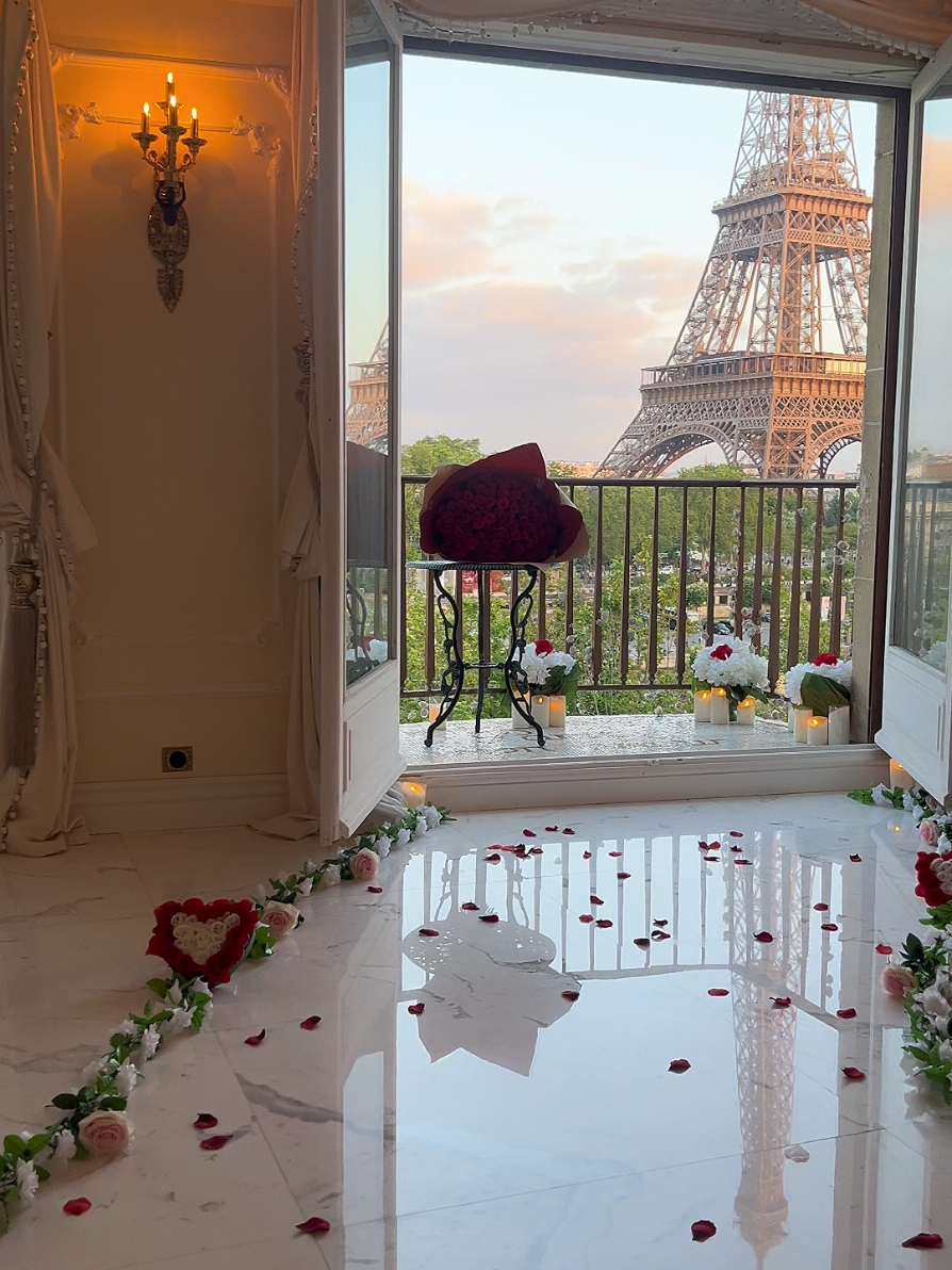 Place with best Eiffel tower view 😍 airbnb for booking in our BIO ✨️ #eiffeltower #toureiffel #paris #parisfrance #travelparis #parismaville #parisvibes #parisjetaime 