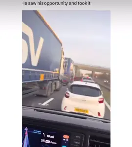 #fyp #traffic #ukroads #ukhumour #ukhumourcomedy #😂😂😂😂😂 #britishhumour 