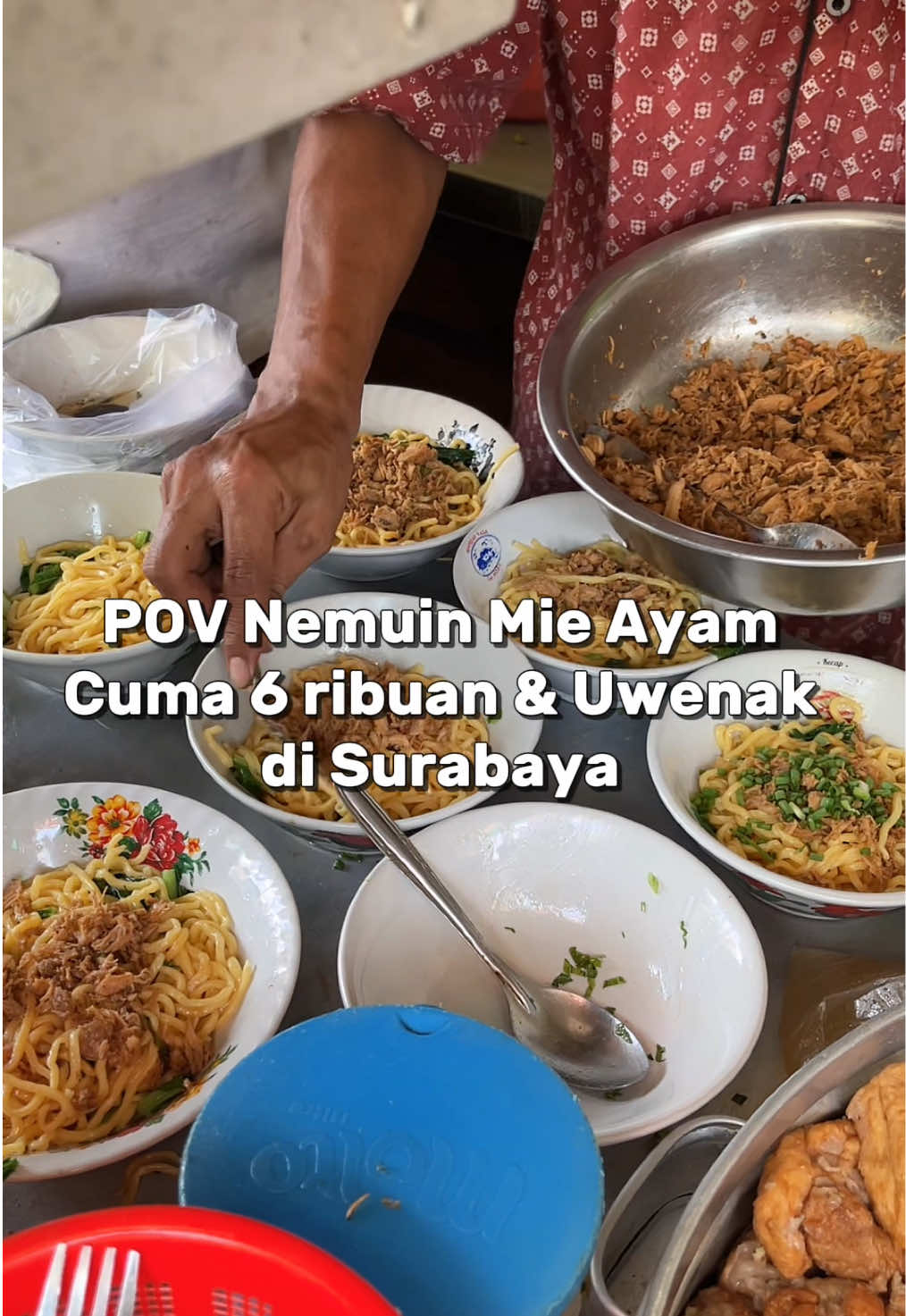 Langganane sopo iki rek? Ini sih mie ayam termurah paling enak yang pernah aku cobain🤤 #kuliner #kulinersurabaya #kulinersby #kulinersuroboyo #surabayafoodies #surabayakuliner #surabayatiktok #fyp #fypツ #fypシ゚viral 