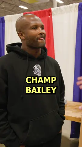 Champ Bailey , first name says it all ! #Champbailey sportscards #fyp #santiagosports #foryou #foryoupage #the hobby #footballcards #tylersantiago #baseballcards #basketballcards #cardshop #cardshow #cardshop #cardshopowner #cards #deals #negotation #makingdeals #deal #negotationg 