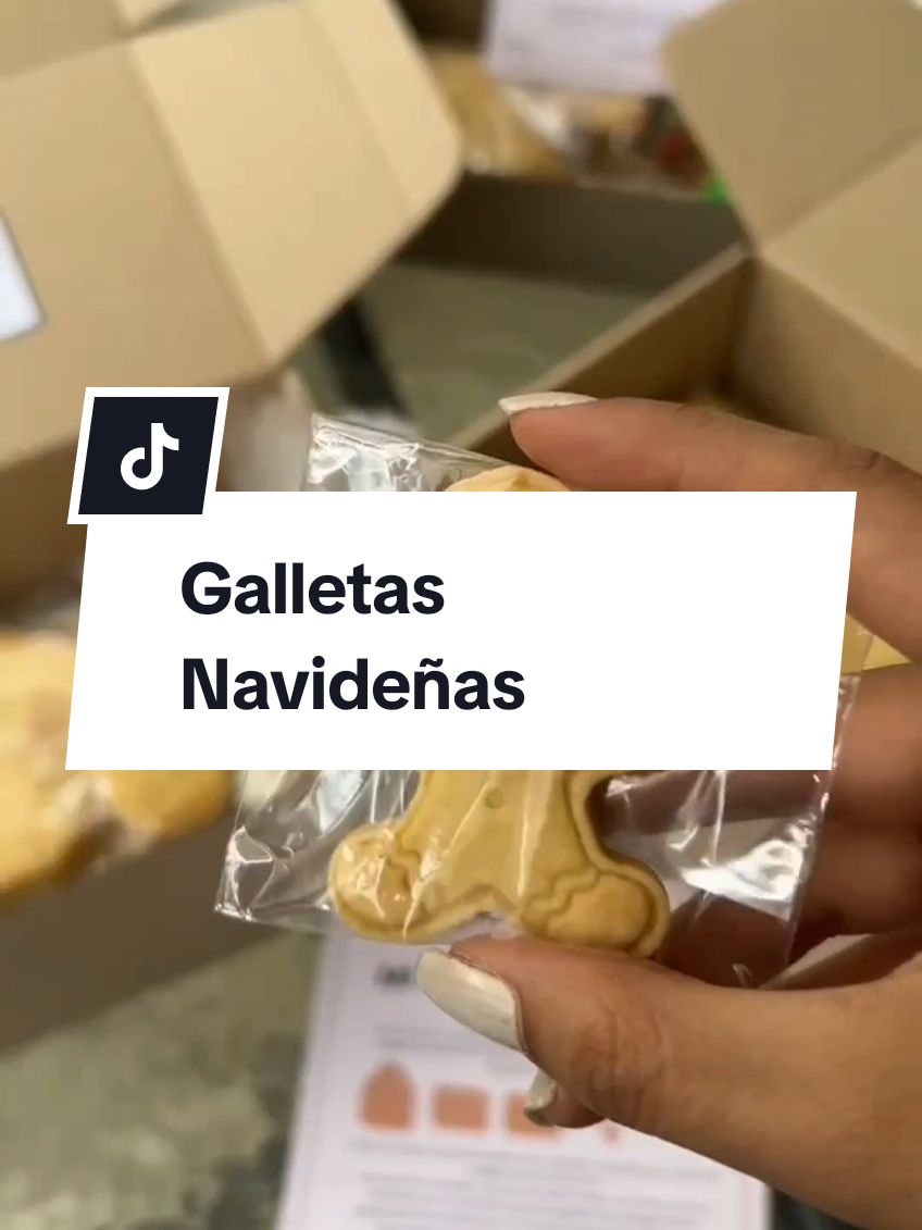 Galletas navideñas para decorar 🤎  Pre venta hasta mañana 30/11 💸💸💸 #galletas #galletasnavideñas #galletasnavidad #navidad #decorar #fyp #merrychristmas 