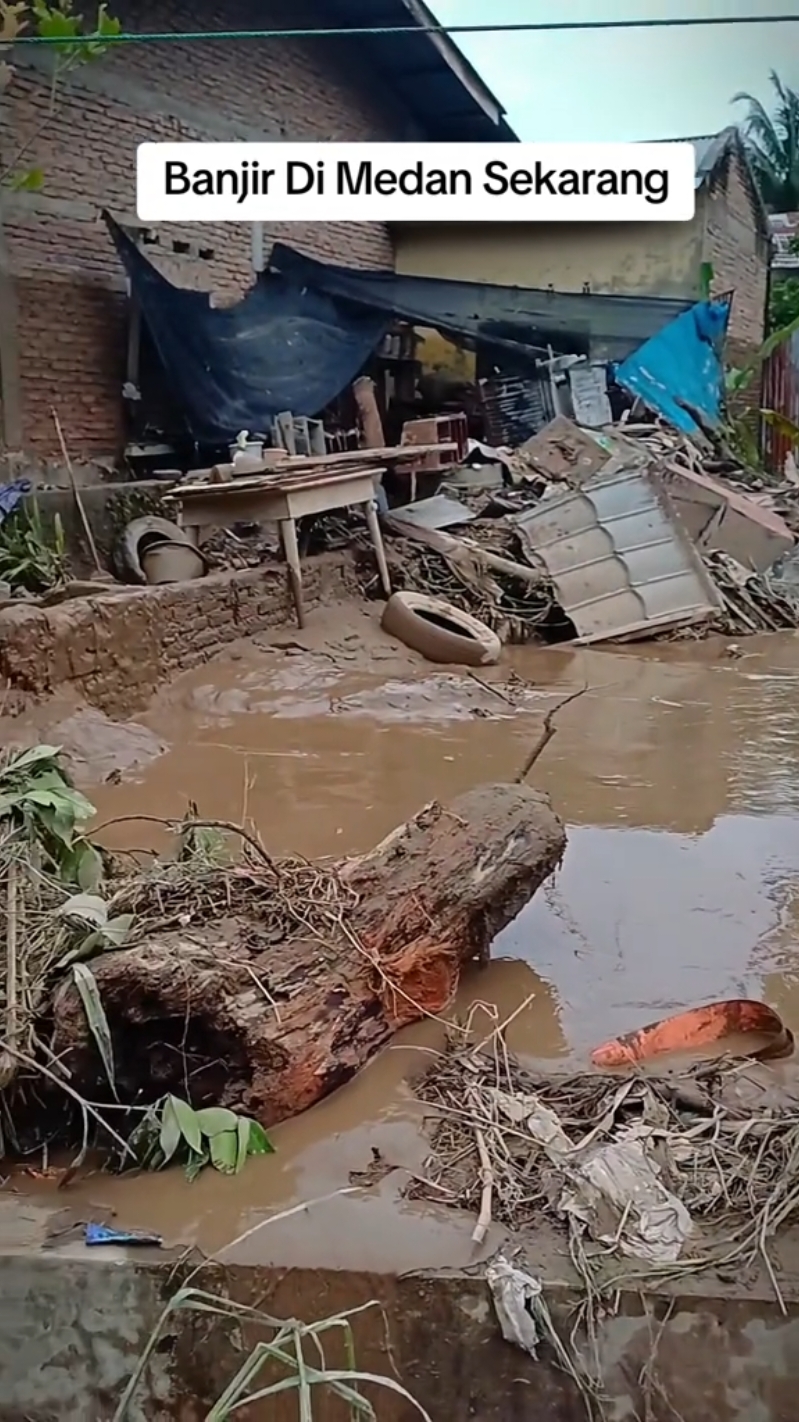 Kondisi Setelah Banjir , Salah Satu Tempat Yang Terdampak Di Medan #banjirbandang #banjir #medanbanjir #kkanalmedan #kanal #medan#medanviral 