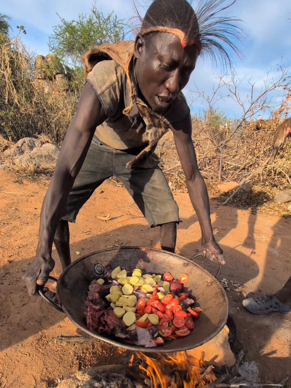 that's Incredible kitchen😮 cookie's dinner, So delicious food 🤤😍 Nutrition food Bushmen Lifestyle Amazing #culture #bushmen #traditional 