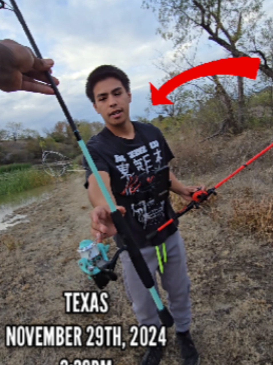 HE BROKE HIS FAVORITE POLE! 😨😯 #fishing #fishingvideos #fishingtime #bassfishing #texasfishing #Outdoors #jermfishingtv #freshwaterfishing #fishtok #pondfishing 