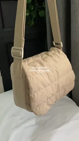 love this bag sm!! #puffybag #slingbag #everydaybag #foryoupage #fyp 