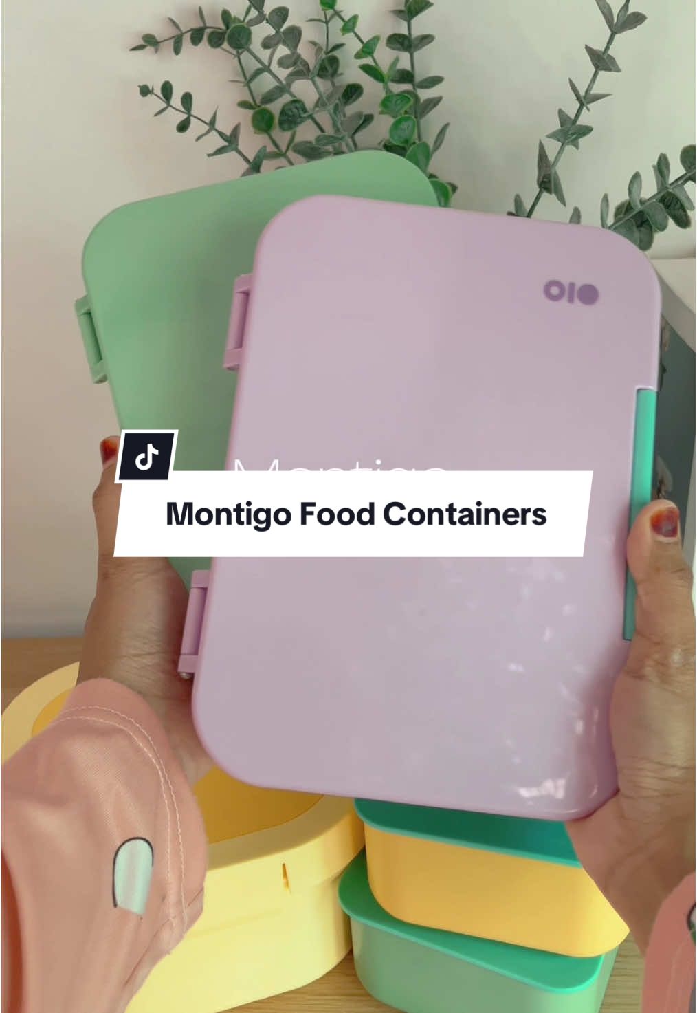 OiYO Montigo ni memang favourite Ibu. Banyak warna yang dah habis tau. Better grab sekarang! @OiYO by Montigo  #foodcontainer #montigo #thumbler 