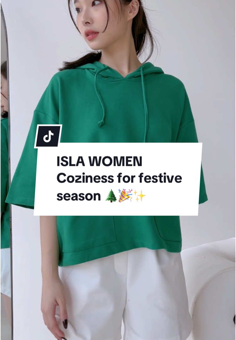 Comfy festive look wearing Sophia hoodie in green ☃️🎄🎉 #islaofficial #islawomen #megaguncang1212 #christmas #christmastiktok #christmasoutfit #cozyoutfit #comfywear #hoodie #hoodieoversize 