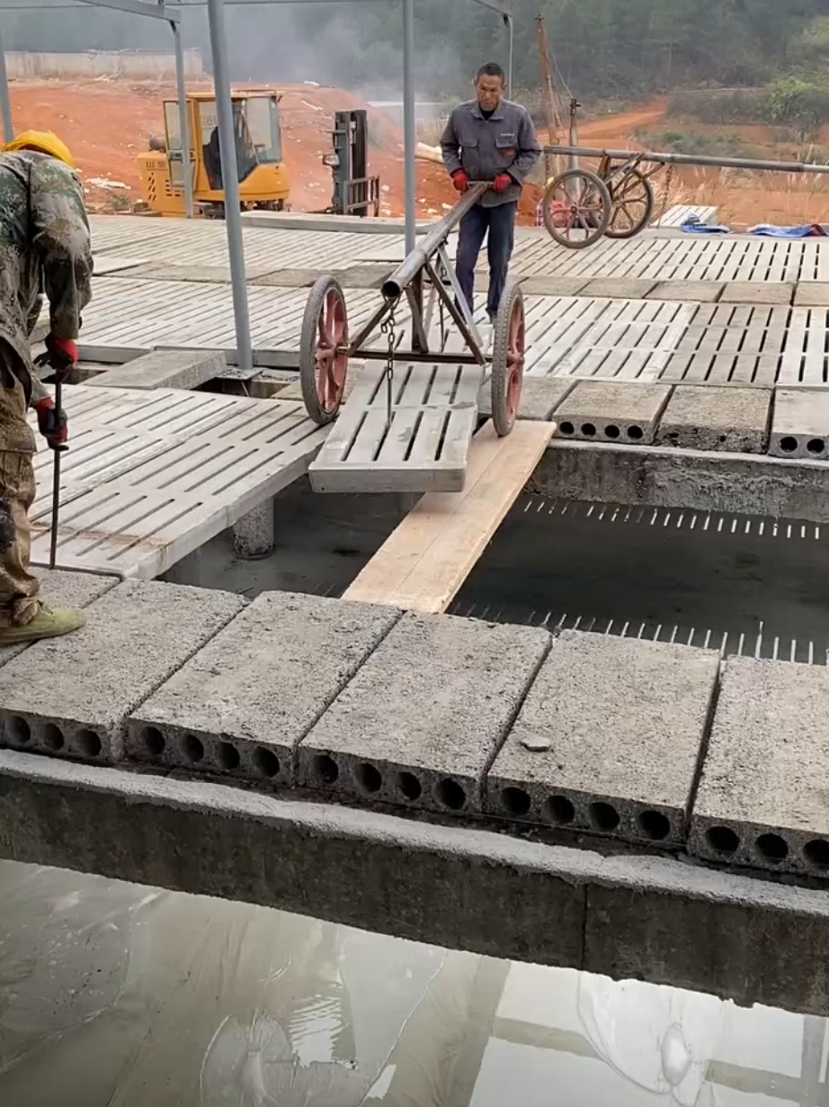 #satisfying #machines #in #action 