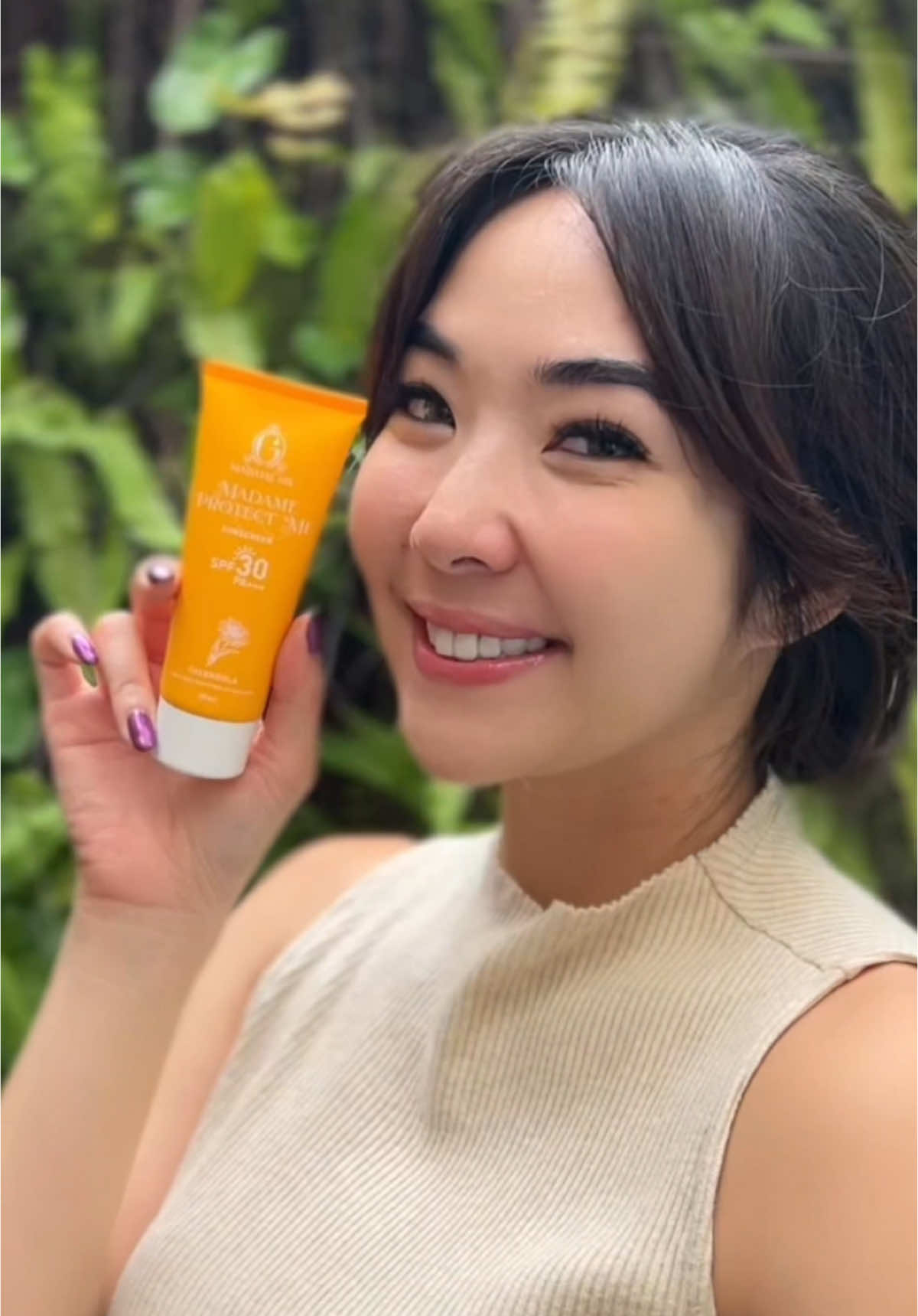 OUR SUNSCREEN IS COME BACK! Yuk dapetin sunscreen comeback dengan finish tone up dan glowing kesayangan kamu🌞❤️ #Sunscreenviral #MatahariBukanMusuh #SunShineReady 