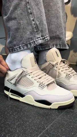 Jordan 4 
