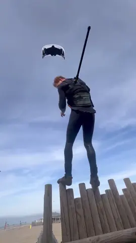 #KITEPARKOUR shot on @insta360_official Back mounted #kiteboarding #kitesurfing #kitesurf #kite  #kiteboard #sea #beach #beachlife #watersports #kiteboarder #fullsend #extremesports #vantagekites #insta360x3 #insta360 #ReallifeGTA #NoDroneNoProblem 🎥 Behind the scenes shot: @ilyasknauf