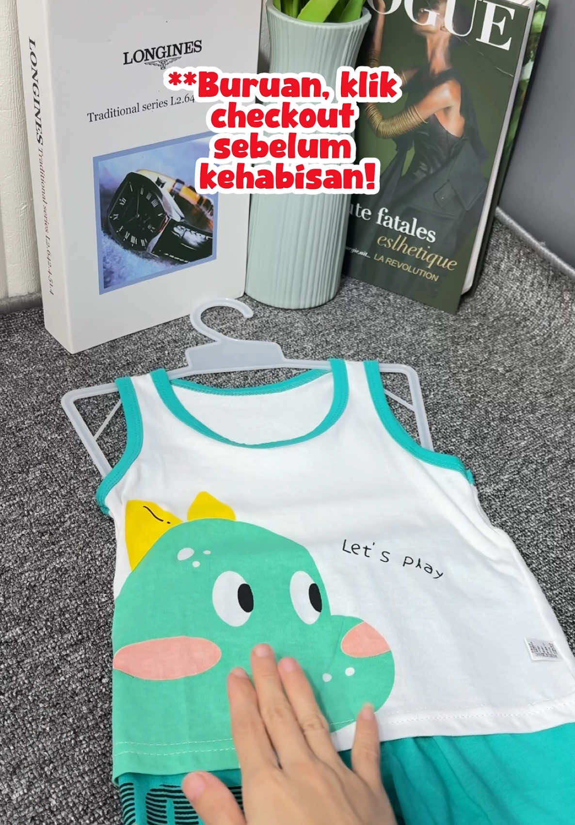 **Ibu-ibu, ini solusi bayi nyaman seharian!**   👶 Setelan bayi tanpa lengan, adem banget buat si kecil usia 0 bulan - 4 tahun.   ✨ **Keunggulan:** Anti gerah, tidak luntur, tidak berbulu, nyaman dipakai, motif lucu-lucu.   💸 **Harga Normal:** 70rb   ⚡ **Promo Hari Ini:** Cuma 30rb aja!   **Buruan, klik checkout sebelum kehabisan!** #fyp #bajubayi #setelanbayi #promoguncang1212 