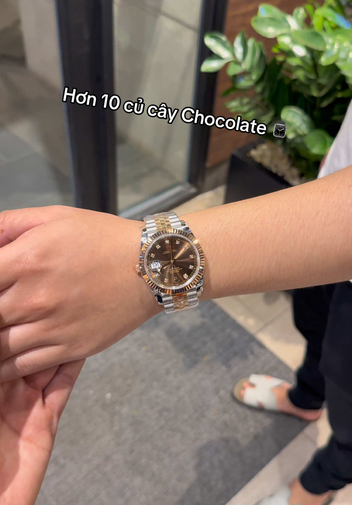 Màu chocolate lên tay anh em thấy sang không á ⌚️ Sz Nam Nữ có cả ạ #dongho #hungtrangsuc #phanhungluxury #xuhuong #cambodia #fyp 