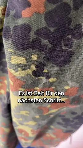 #bundeswehr #flecktarn #uniform #🇩🇪 #mannschafter #unteroffizier #soldat #deutschland #stolz #nextchapter #fyp #fy #fürdich #foryoupage #viral_video 