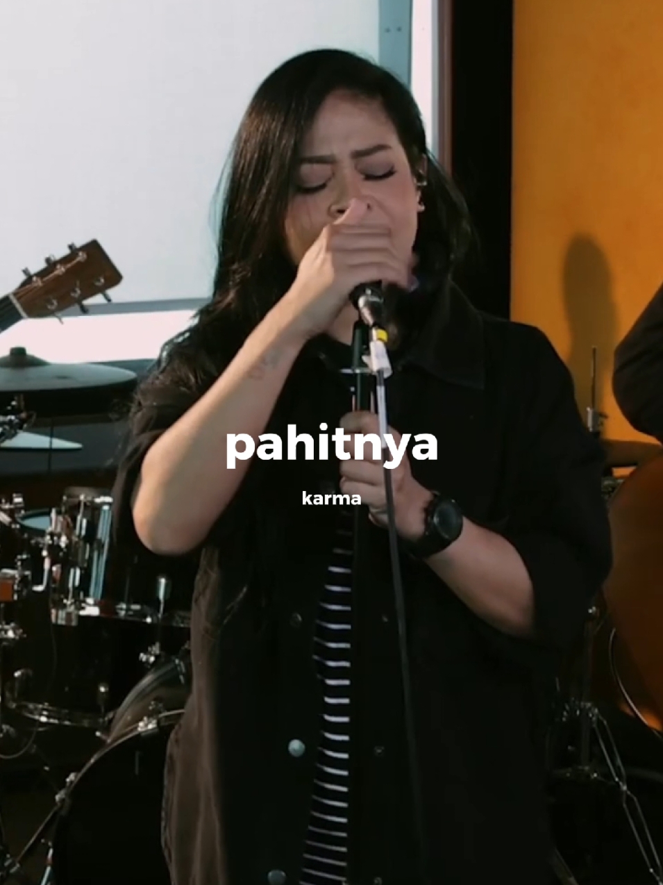 KARMA #karma #coklat #coklatband #lagulawas #musikviral #liriklagu #lirikvideo #covermusik #musikcopas #laguindonesia #musikindonesia #laguindo #musikindo #musikpop #lagupop 