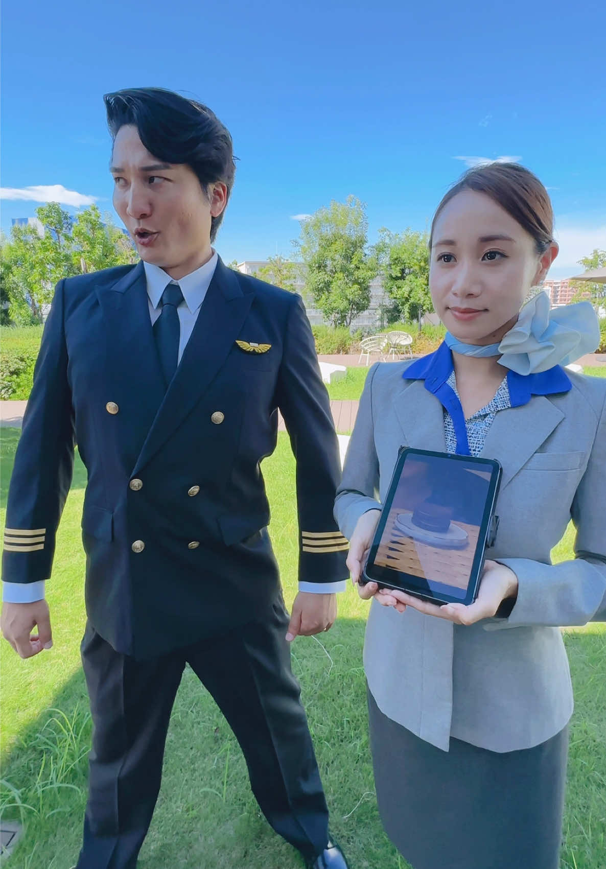 OREO OREO😎🍪🍪 @SATOYU(^↓^)OHIOBOSS #ana #allnipponairways #cabincrew #groundstaff #groundhandling #CA #pilot #satoyu #oreo #オレオ