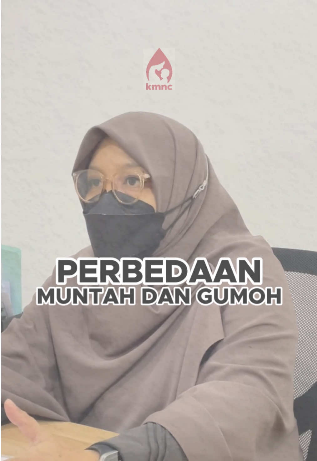 Perbedaan muntah dan gumoh pada bayi baru lahir  #muntah #gumoh #bayibarulahir #tipsbayibarulahir #tipsmenyusui #bayimuntah #bayigumoh