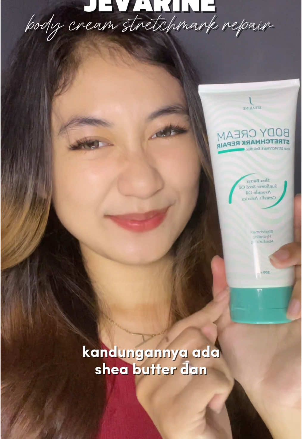 Niat glowing, tapi stretchmark bikin minder? Yuk, rawat kulit sejak dini dengan Jevarine Body Cream Stretchmark Repair! Kandungan shea butter dan centella asiatica bikin kulit lebih elastis, lembap, dan bebas rasa gatal. Aman buat bumil dan busui, lho!  #BodyCreamStretchmarkRepair #StretchMark #Jevarine@Jevarineofficial 