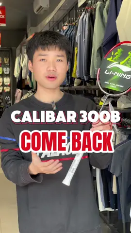 Cây vợt quốc dân 3D Calibar 300B đã trở lại rồi đây !!! Nếu mọi người đang muốn sở hữu cây vợt thiên công, dễ đánh, dễ thuần thì cây vợt này chính là sự lựa chọn hợp lý ! #lining #liningvietnam #liningbadminton #badminton #caulong #racket #votcaulong #liningdonganh #calibar300b 