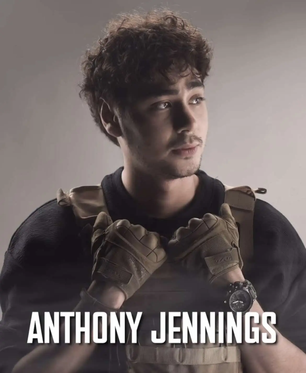 A boystown basagulero breaking away from his family’s bad reputation, Tomas fights to redefine himself—all while staying #INCOGNITO. #AnthonJennings  Under the direction of Lester Pimentel and premieres this January 17 on Netflix, January 18  on IWantTFC and January 20 on ABS-CBN’s free tv platforms.