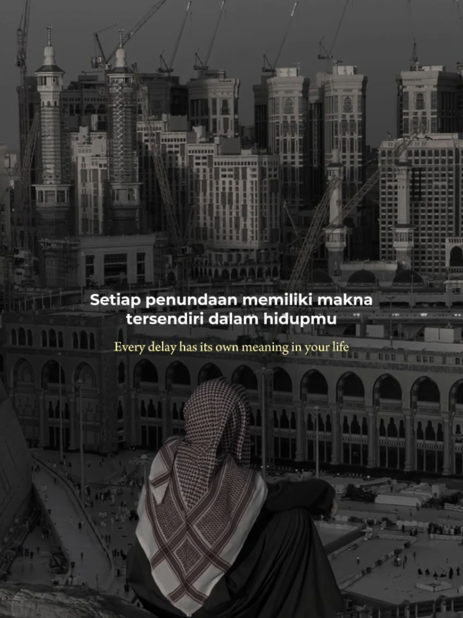 🍃 Pilihan dan takdir Allah adalah yang terbaik.. Asy-Syaikh Ibnu Utsaimin rahimahullah berkata, لا تكره شيئا اختاره الله قد يختار الله شيئا فيه مصلحة عظيمة لا تدري عنها أنت ❝Janganlah kamu membenci sesuatu yang Allah pilih. Allah telah memilihkan sesuatu yang di dalamnya ada kemaslahatan besar yang tidak kamu ketahui.❞ 📚 Syarh Riyadhus Shalihin (3/309) Allah Subhanahu Wa Ta'ala berfirman: كُتِبَ عَلَيْکُمُ الْقِتَا لُ وَهُوَ كُرْهٌ لَّـكُمْ ۚ وَعَسٰۤى اَنْ تَكْرَهُوْا شَيْــئًا وَّهُوَ خَيْرٌ لَّـکُمْ ۚ وَعَسٰۤى اَنْ تُحِبُّوْا شَيْــئًا وَّهُوَ شَرٌّ لَّـكُمْ ۗ وَا للّٰهُ يَعْلَمُ وَاَ نْـتُمْ لَا تَعْلَمُوْنَ ❝Diwajibkan atas kamu berperang, padahal itu tidak menyenangkan bagimu. Tetapi boleh jadi kamu tidak menyenangi sesuatu, padahal itu baik bagimu, dan boleh jadi kamu menyukai sesuatu, padahal itu tidak baik bagimu. Allah mengetahui, sedang kamu tidak mengetahui.❞ 📚 (QS. Al-Baqarah 2: Ayat 216) وبالله التوفيق ، وصلى الله على نبينا محمـــد وآلـــه  وصـــحـــبــــه وســلــم . ______ Save and share: @albashirah.id  #kajianislam #sunnah #takdir #waktu #fyp #capcut #foryou #albashirah #dakwah #islamic 