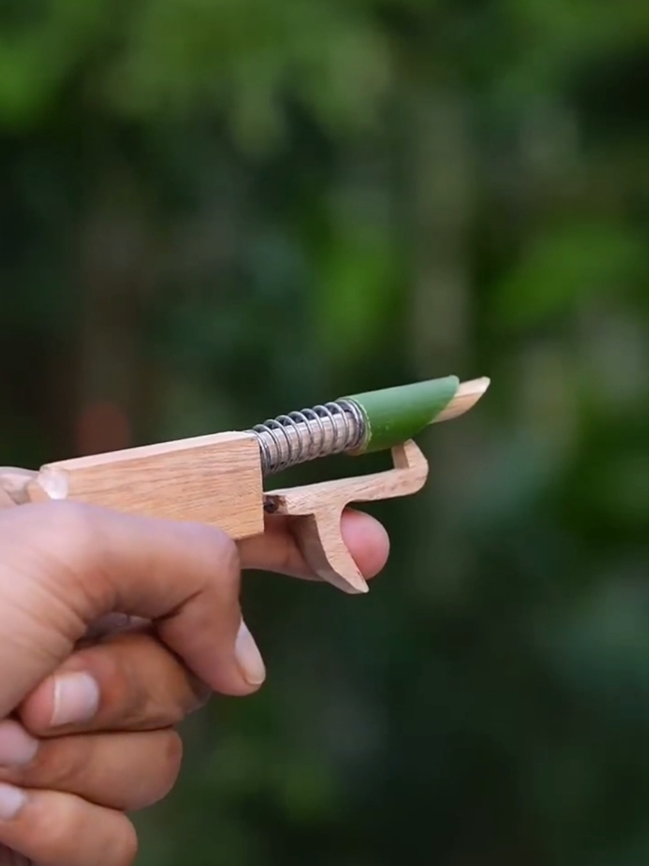 bamboo craft viral video fyp foryoupage#bamboocraft #bamboo #bamboocrafts #bamboocraftideas #bambooshorts #bambooslingshots #bambooart #bambooidea #bamboocups 