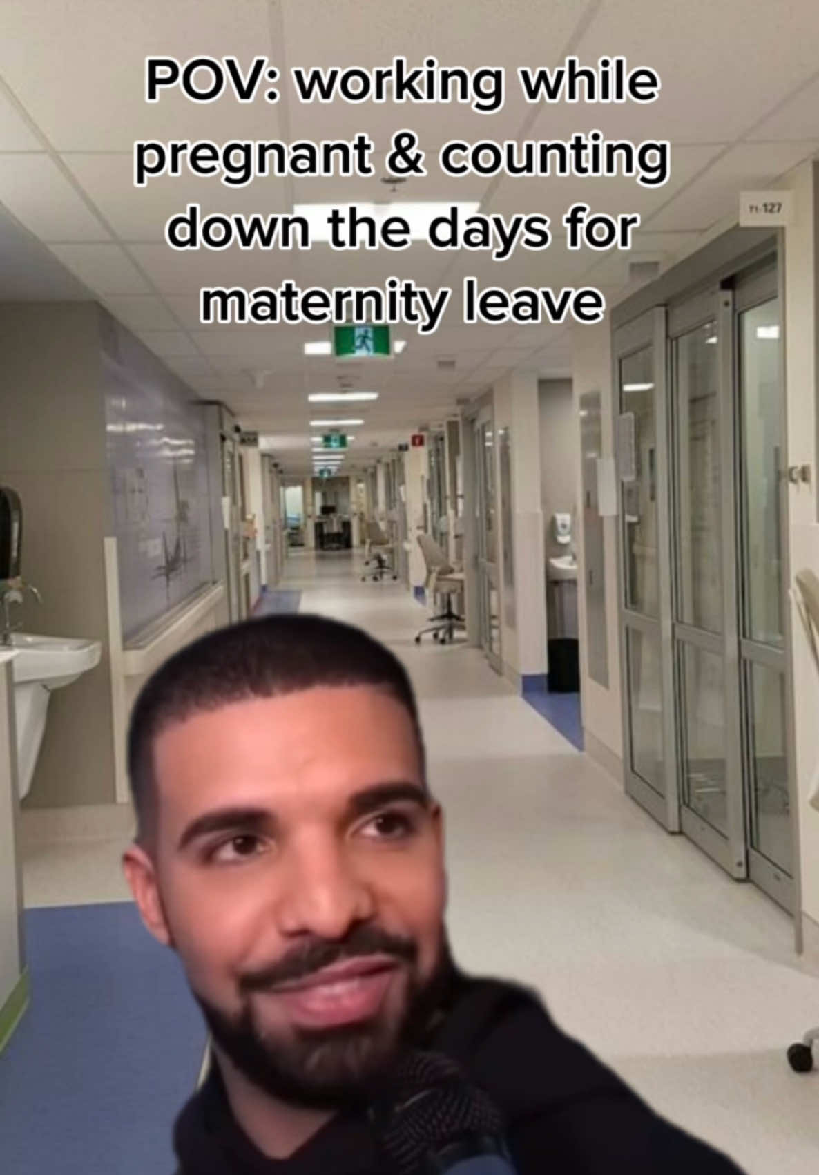 Working while pregnant is just great 🥲 #hospitallife #pregnancyhormones #Meme  #pregnantlife 