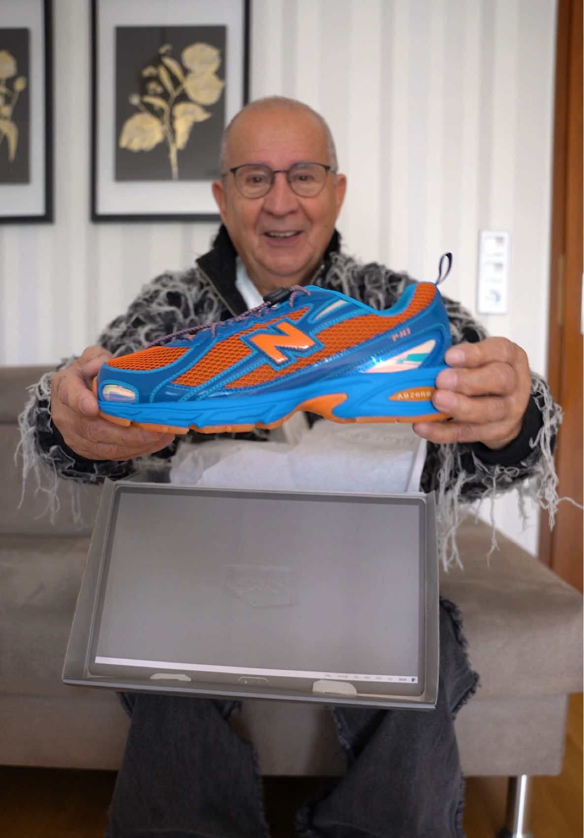 How do we like these? 👀🔥 #unboxing  #gramps #fashion #style #outfit #newbalance #amine #nb #sneakers #trend #grandpa #cute #heat #streetwear #age 