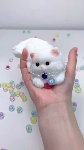 FUFUSQUISHY ASMR ⚪️🐈Big Snow Cat